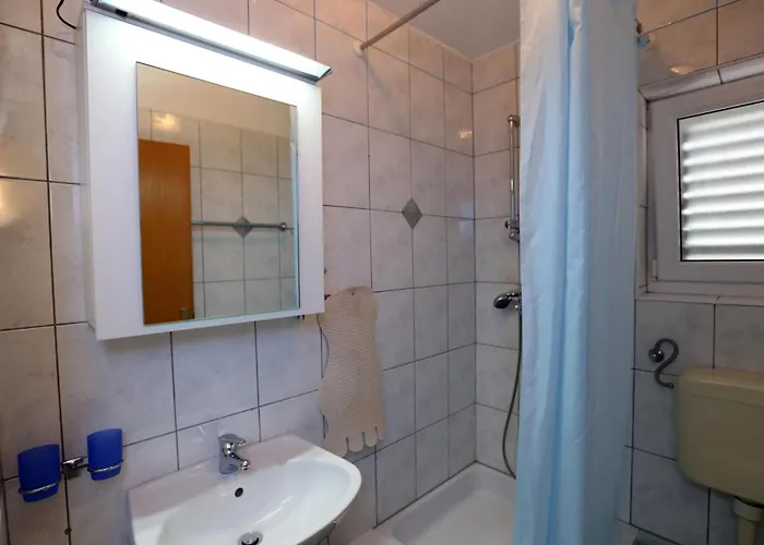 Apartment Mediteran- Kleine Mit Balkon By Interhome Trogir