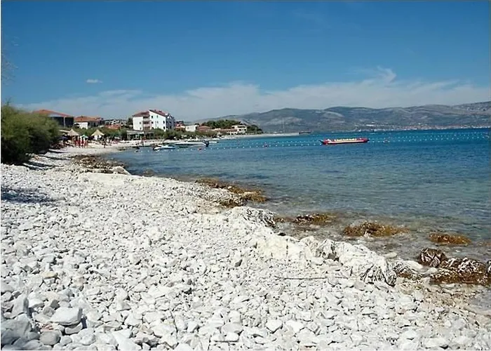 Apartment Mediteran- Kleine Mit Balkon By Interhome Trogir